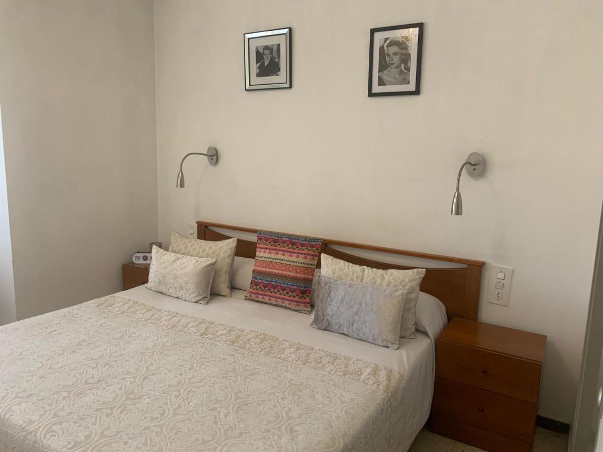 Hostal Torras Sant Hilari Sacalm Esterno foto